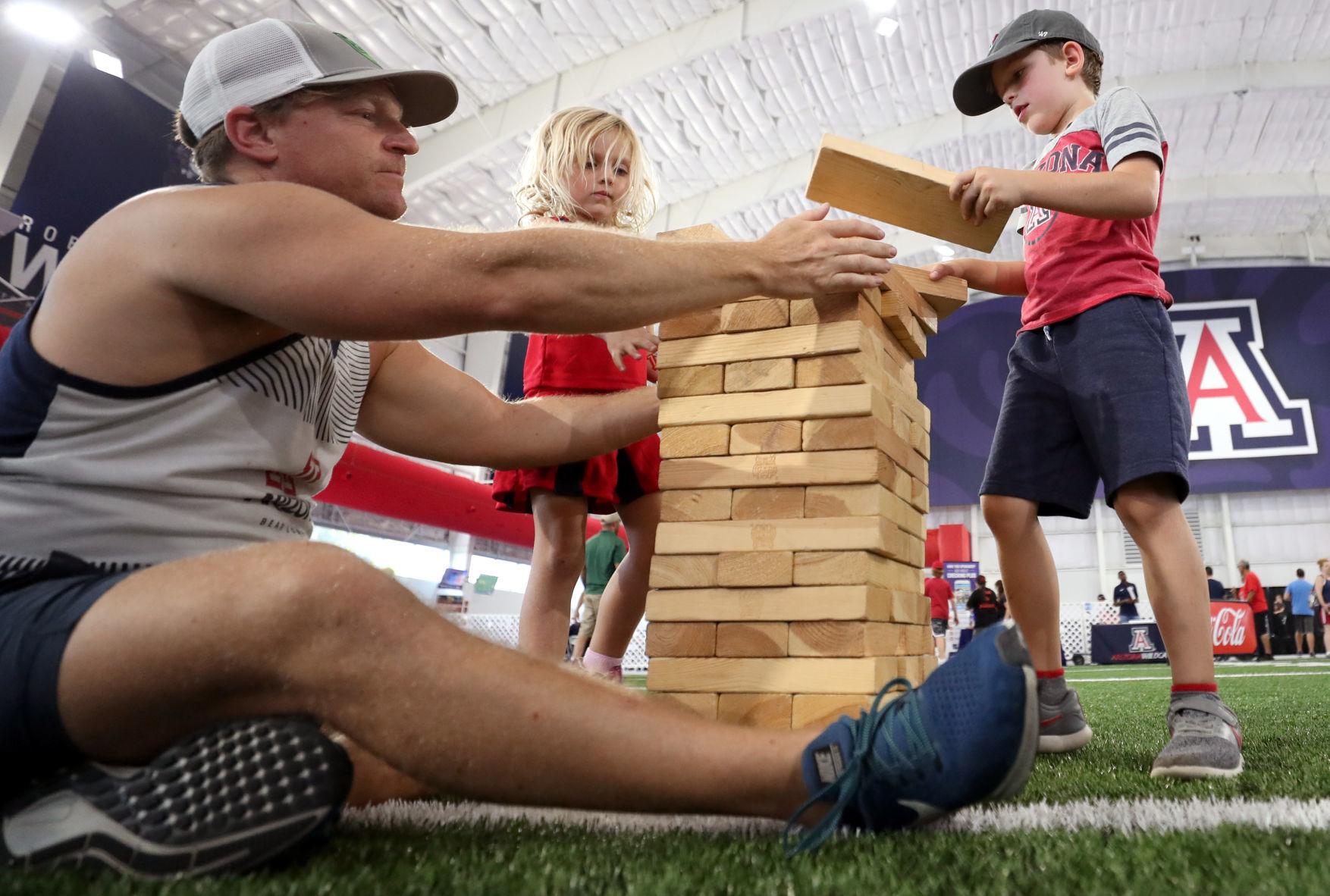 090819-spt-uafb main-p2.jpg